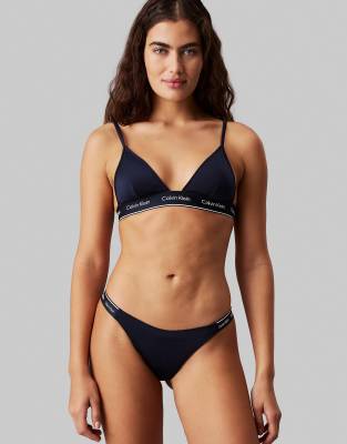 Calvin Klein - ck Meta Legacy - Bikinihose in dunklem Saphirblau mit Zierstreifen-Marineblau