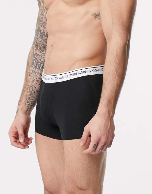 Ck one outlet trunks