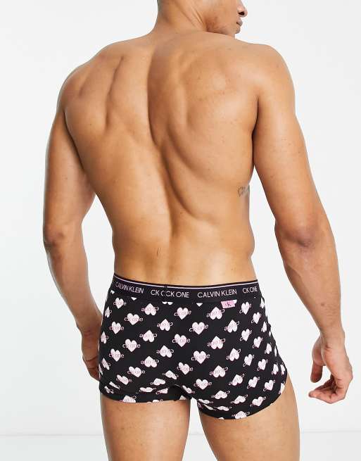 Calvin klein shop heart boxers