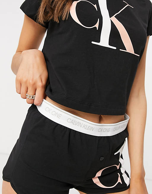 Calvin Klein CK One logo t-shirt short pajama set in black