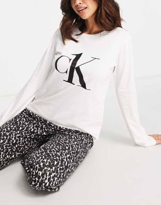 Calvin klein best sale leopard pants