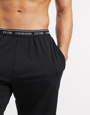  Calvin Klein - CK One - Short confort d'ensemble - Noir