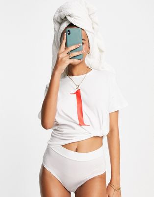 Calvin Klein – CK One Sleep – Kurzärmliges T-Shirt in Weiß und Rosa mit Logo-Bunt
