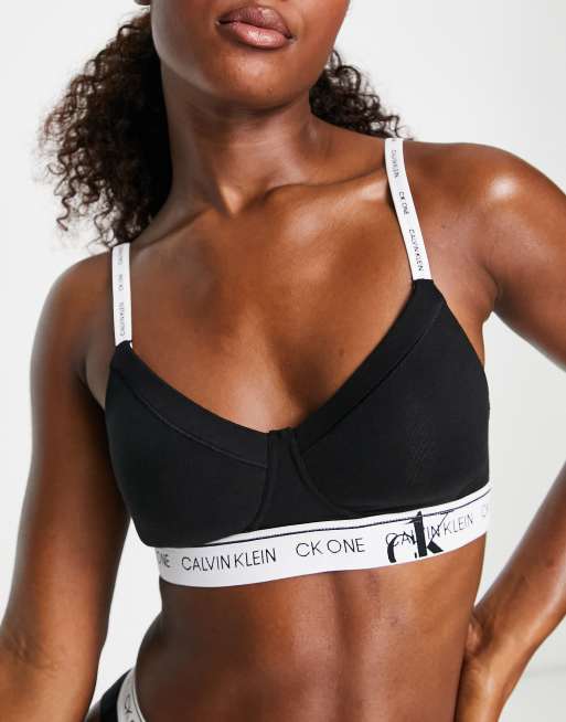 Calvin Klein – CK One – Svart, blekt lättfodrad bralette