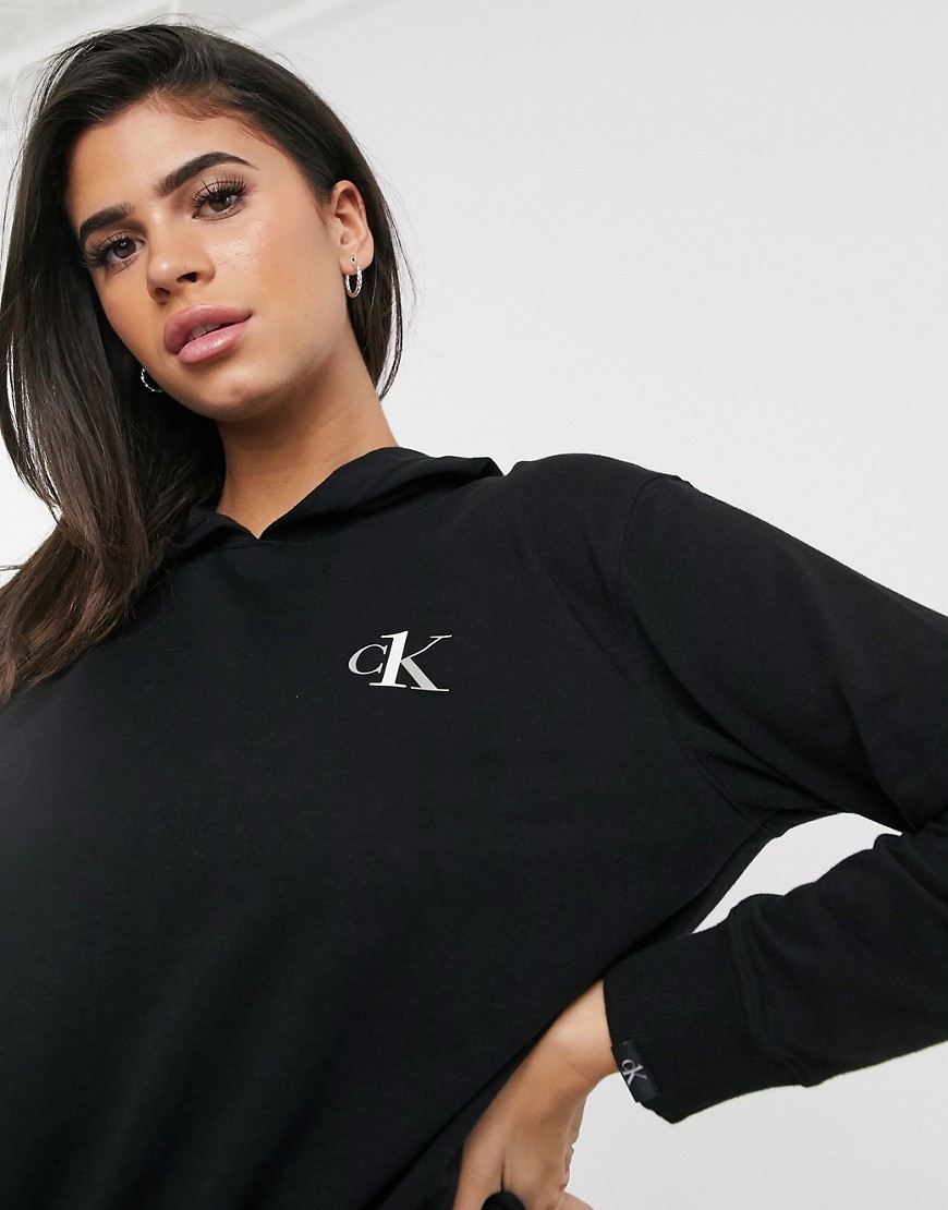 Calvin Klein – CK One – Svart myströja med huva och logga