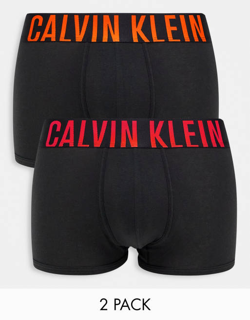 Calvin Klein - Confezione da 2 boxer aderenti neri con logo arancione e rosso sulla fascia in vita