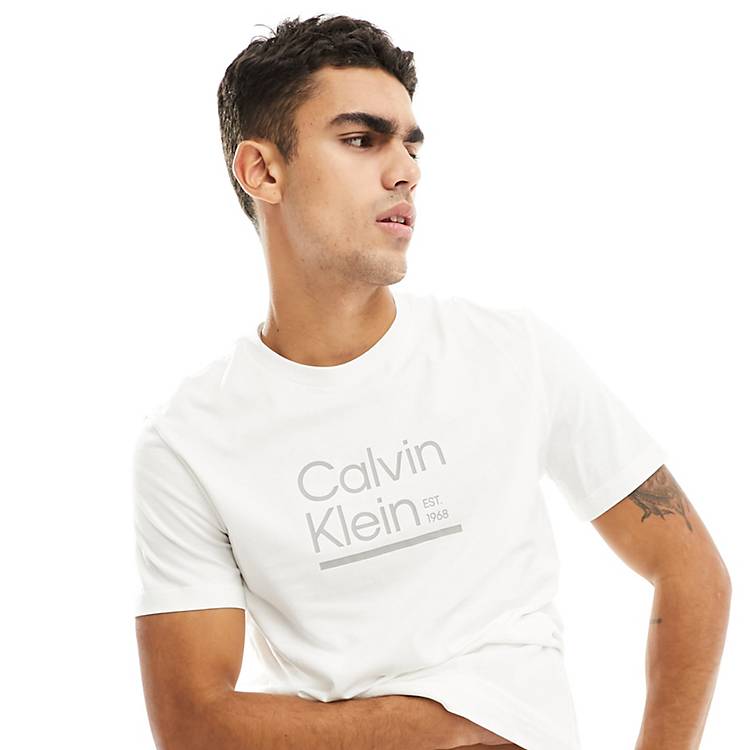 shirt in white | VolcanmtShops - Базовый чёрный топ от calvin klein - Calvin  Klein contrast line logo t