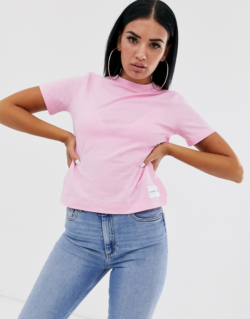 Calvin Klein – Core – T-shirt i straight fit med logga-Rosa