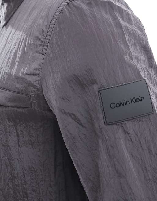 Calvin Klein crinkle 2.0 shirt jacket in charcoal, 4 of 4