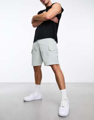 Calvin Klein Crinkle Cargo Shorts In Light Gray-white