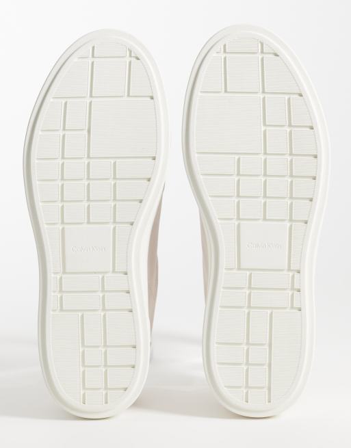 Calvin Klein – Cupsole-Sneaker aus Satin-Mix in Grau, 5 von 5