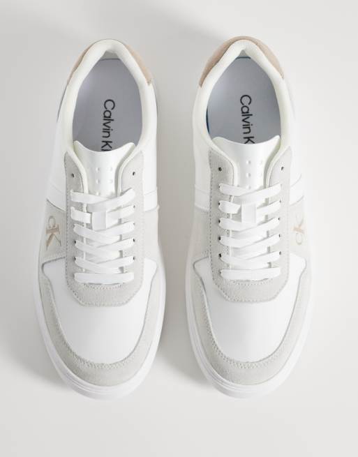 Calvin Klein – Cupsole-Sneaker in Weiß mit geprägtem Logo, 2 von 5