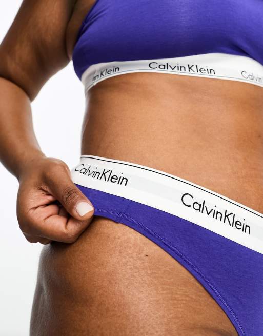 Calvin Klein Curve – Modern Cotton – Tanga in Blau mit hohem Bund, 2 von 4