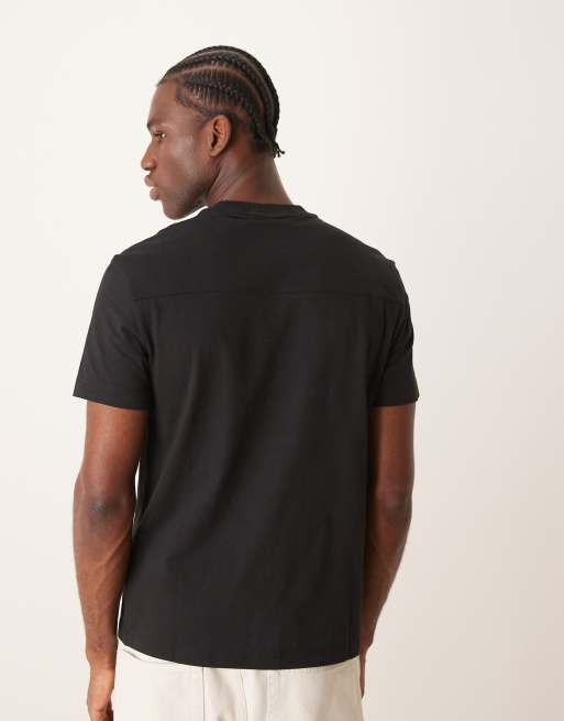 Calvin Klein – Czarny T-shirt z wyhaftowanym logo, 2 z 4