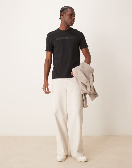 Calvin Klein – Czarny T-shirt z wyhaftowanym logo, 4 z 4