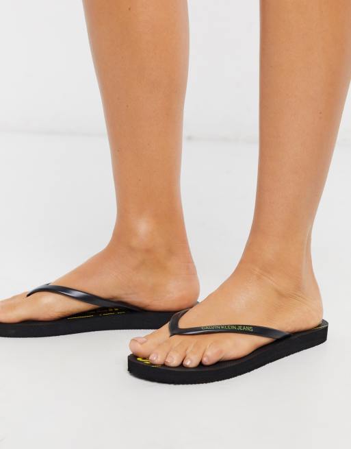 Calvin klein swimwear hot sale flip flops