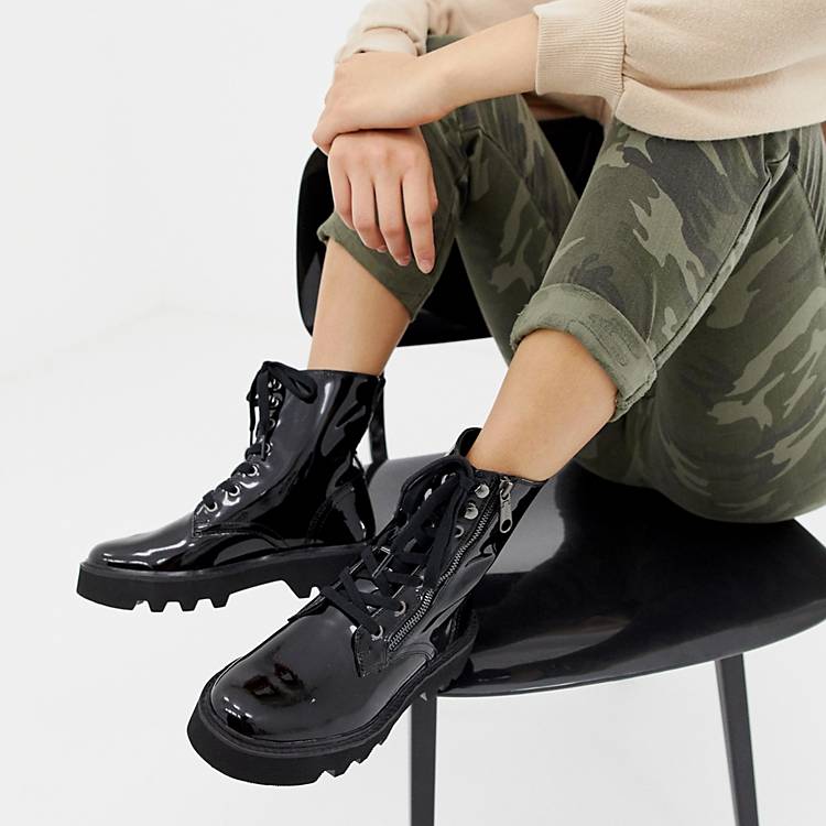 Calvin Klein Diahne Black Patent Leather Ankle Lace Up Boots With