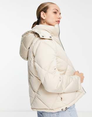 Calvin klein diamond quilted hot sale jacket