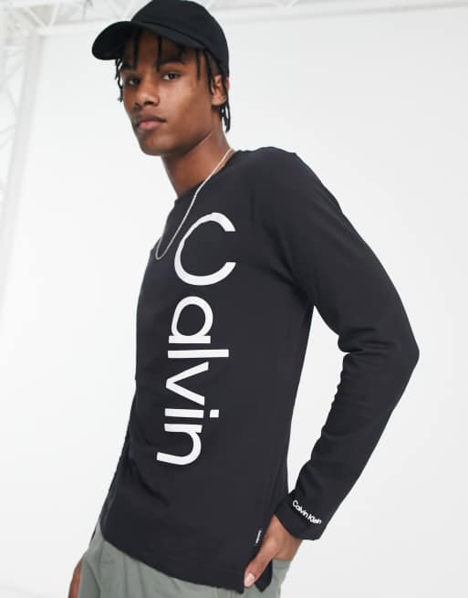 Calvin Klein Jeans Varsity Traveling Logo Long Sleeve Tee in Black for Men