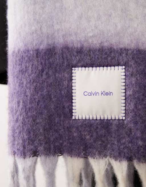 Calvin Klein - Écharpe à rayures en maille brossée - Bleu, 2 de 3