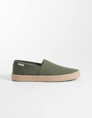  essential espadrilles in khaki