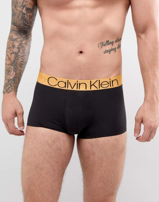 Calvin klein store evolution trunk