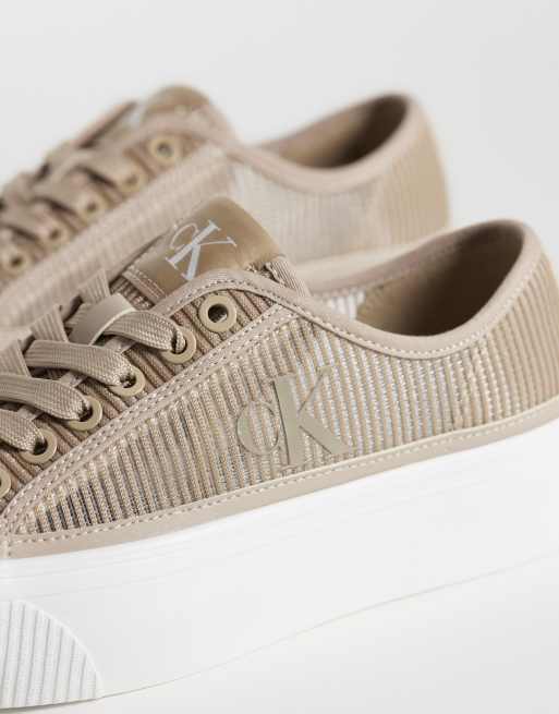 Calvin Klein – Flache Schnürschuhe in Beige, 5 von 5
