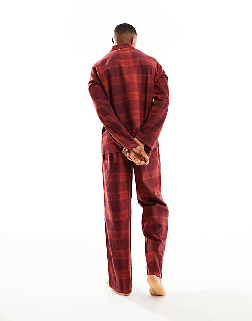 https://images.asos-media.com/products/calvin-klein-flannel-pyjama-set-in-red-check/205094698-4?$n_640w$&wid=513&fit=constrain