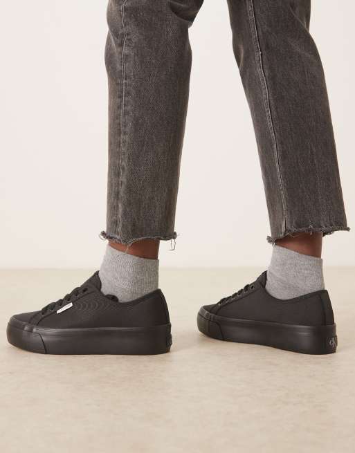 Calvin Klein flatform lace up sneakers in black, 3 of 5