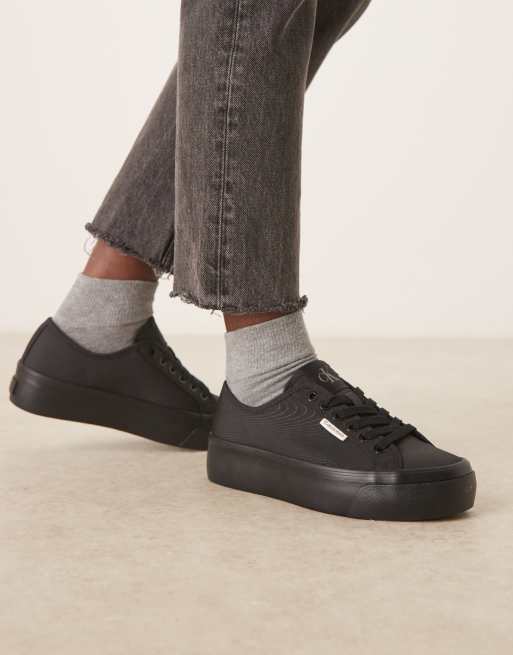 Calvin Klein flatform lace up sneakers in black, 5 of 5