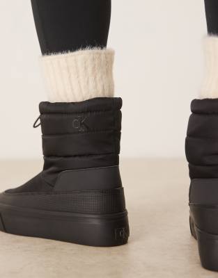 Calvin Klein Flatform Snow Boots In Black