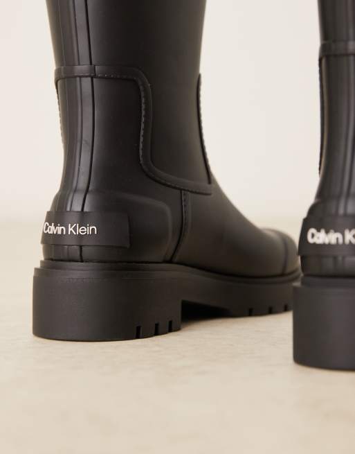 Calvin Klein – Gummistiefel in Schwarz mit kurzem Schaft, 3 von 4