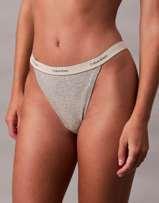 Calvin Klein – Heritage – Bawełniane stringi o fasonie tanga w szarym melanżowym kolorze