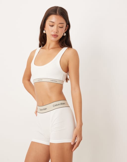 Calvin Klein – Heritage Cotton – Set aus Bralette und Boxershorts in strahlendem Weiß