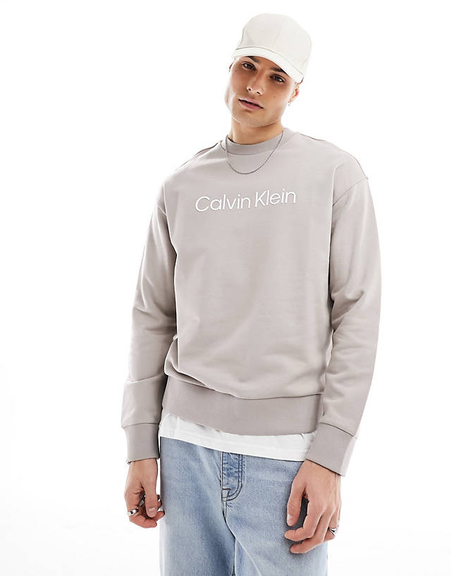 Calvin Klein - hero logo comfort sweatshirt in beige
