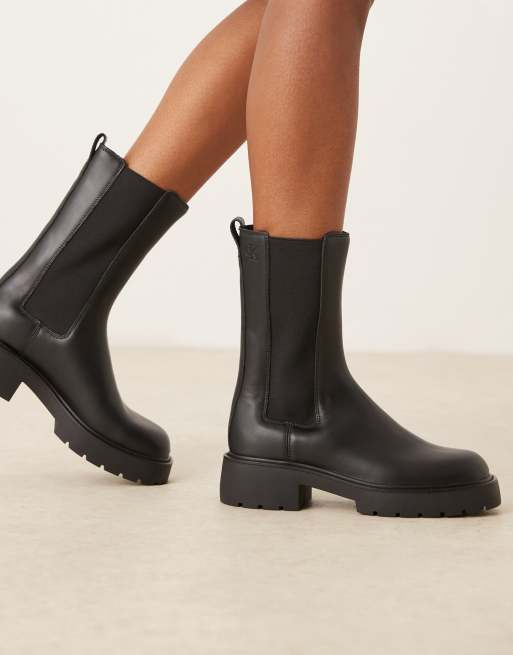 Calvin Klein high chunky Chelsea boots in black, 3 of 4