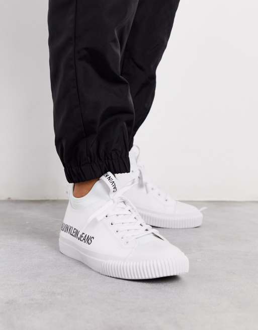 Calvin Klein â Icarus â Sneaker mit Logo in Weià | ASOS