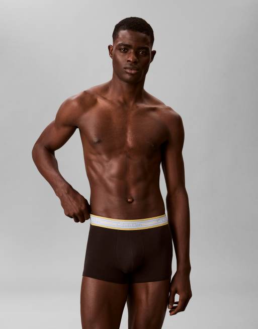 Calvin Klein – Icon – 3er-Pack Unterhosen aus Baumwollstretch in Schwarz/Blau/Grau, 2 von 3