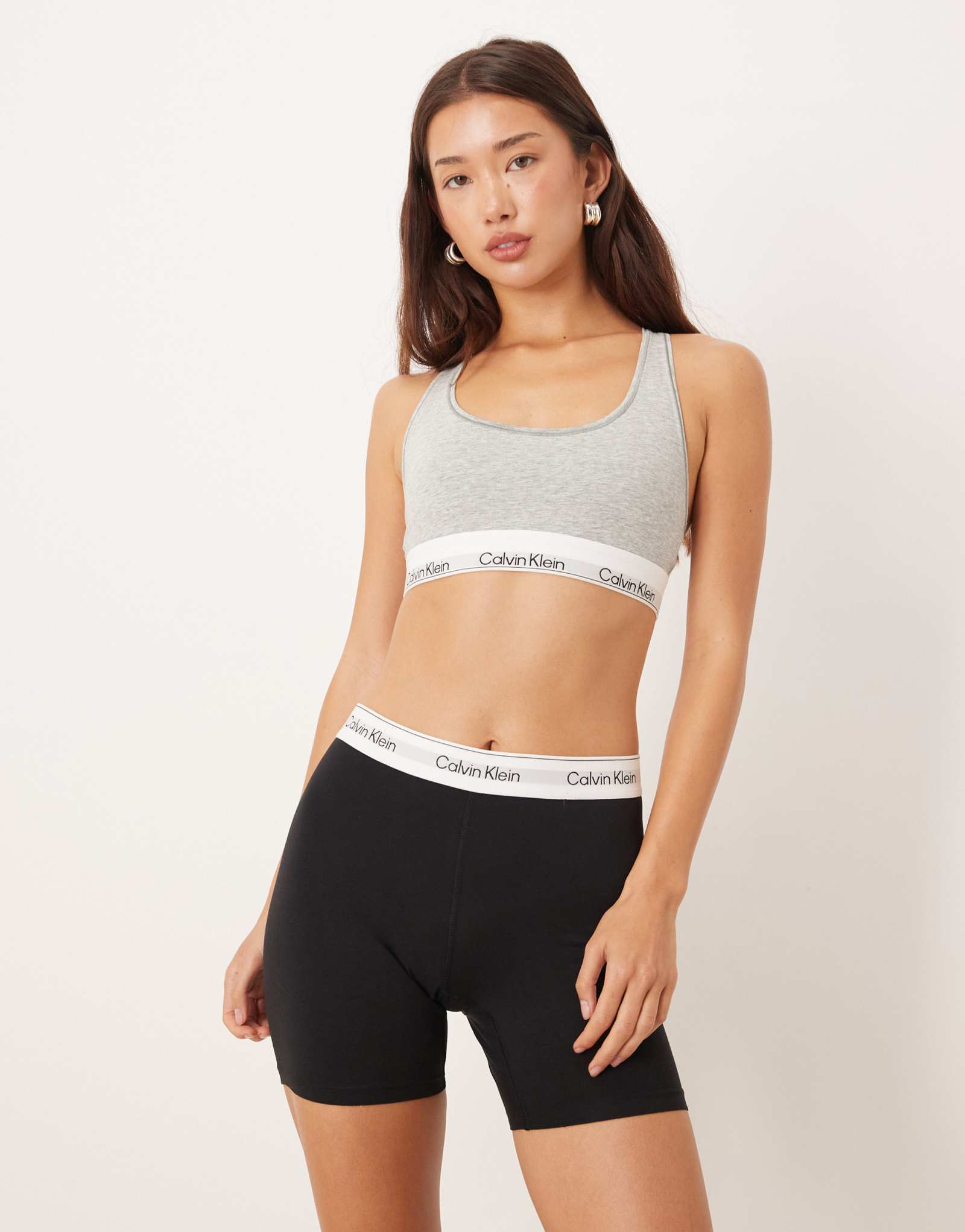 Боксерские трусы Calvin Klein Icon из хлопка и модала черного цвета