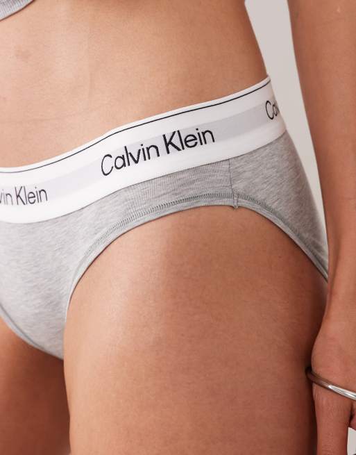 Calvin Klein – Icon Cotton Modal – Slip in Grau mit Bikini-Schnitt, 4 von 4