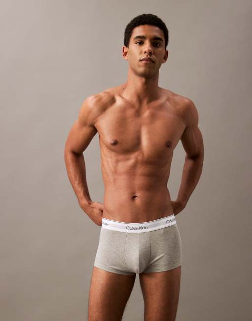 Calvin Klein Icon Cotton Stretch 3 pack low rise trunk in white grey black, 2 of 3