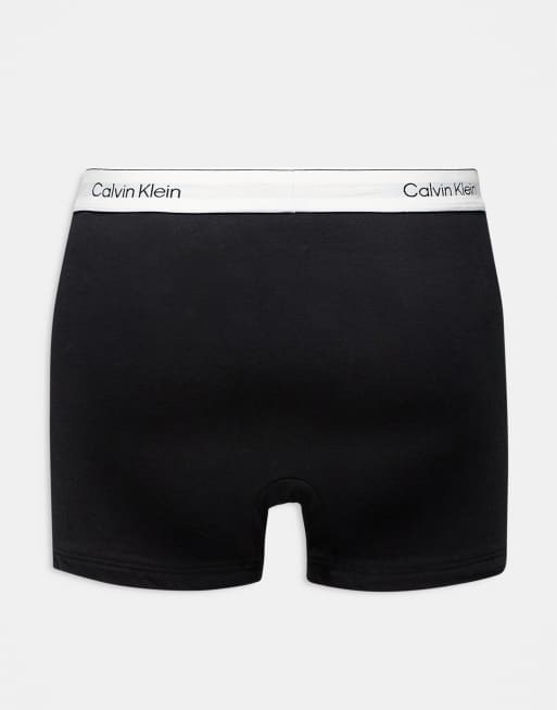 Calvin Klein Icon Cotton Stretch 3-pack relaxed trunks in black/red/print, 3 of 3