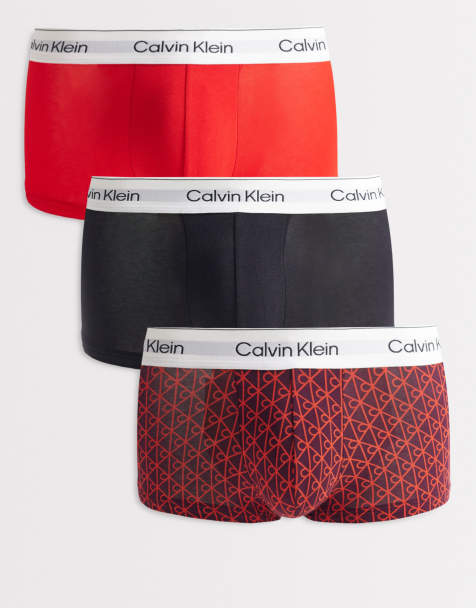 Calvin Klein - Icon Cotton Stretch - Confezione da 3 paia di boxer aderenti a vita bassa neri, rossi e con stampa - view 1