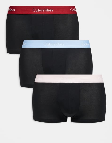 Calvin Klein – Icon Cotton Stretch – Zestaw 3 par czarnych bokserek z niskim stanem z czerwoną, niebieską, kremową talią - view 1