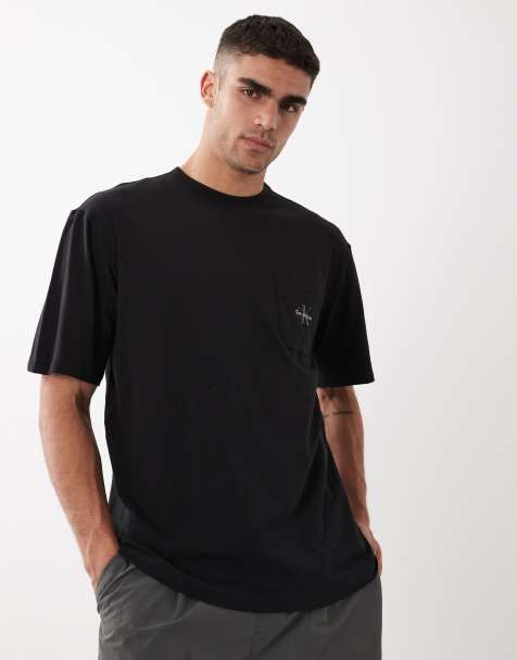 Calvin Klein – Icon – Czarny luźny T-shirt z bawełny ze stretchem - view 1