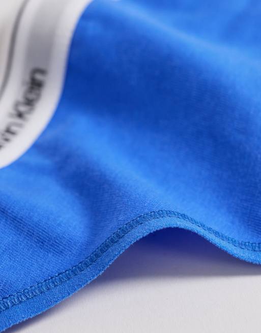 Calvin Klein - Icon Logo Pride - Pack de 5 tangas de color verde, amarillo, naranja, azul y rosa, 3 de 3