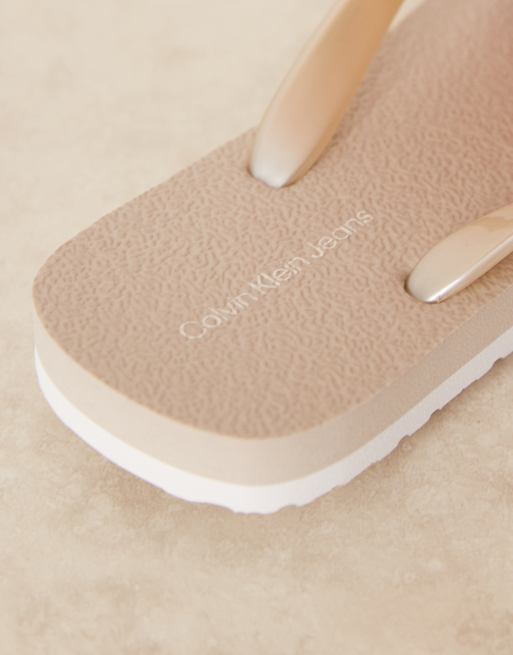 Calvin Klein - Infradito champagne con logo, 3 di 4
