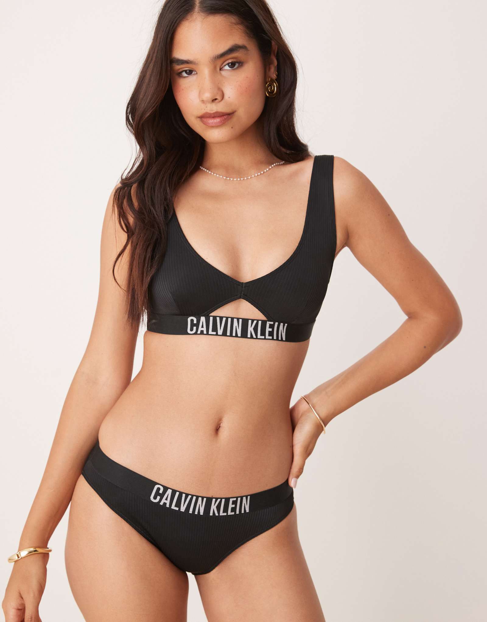 Черные плавки-бикини Calvin Klein Intense Power
