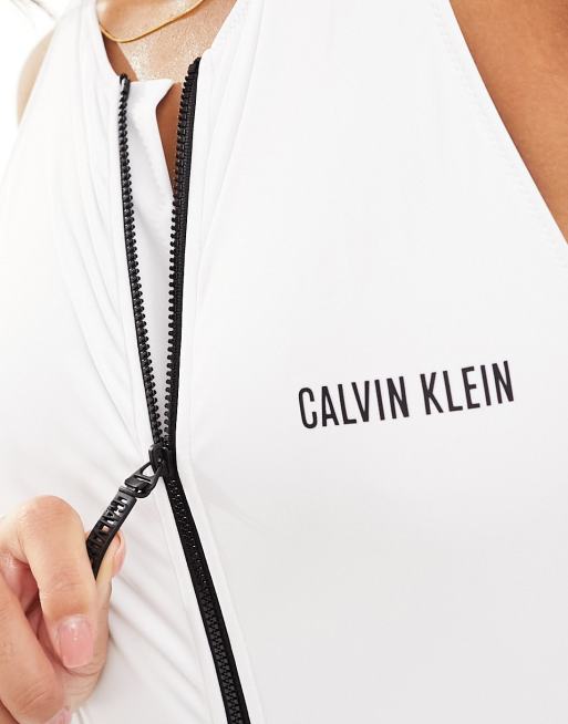 Calvin Klein - Intense Power - Racerback badpak met rits aan de voorkant in wit, 4 van 4