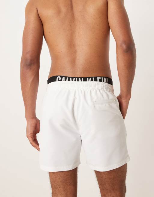 Calvin Klein - Intense Power - Shorts de baño blancos con cordón ajustable y logo en la cinturilla , 3 de 4